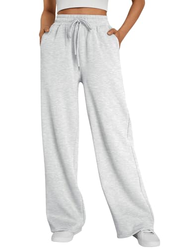 black relaxed pants