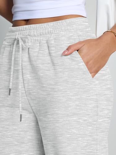 black relaxed pants